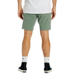 Billabong Crossfire Mid Shorts